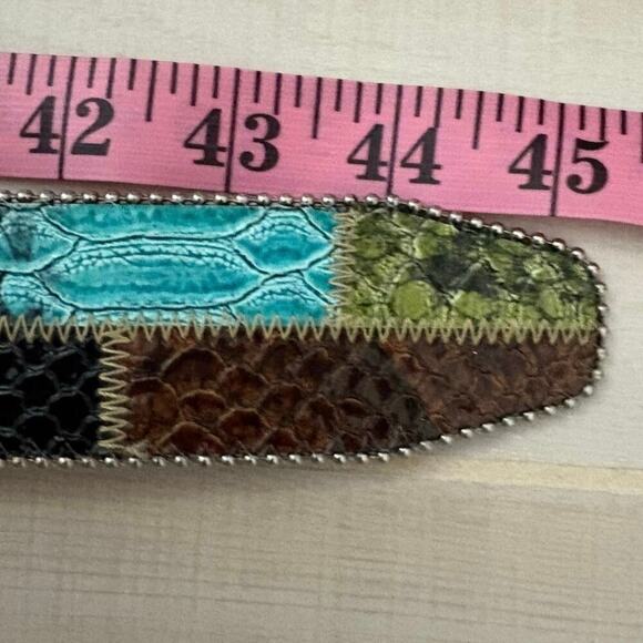 GUESS Patchwork Rhinestone Statement Belt Multicolor Faux Snakeskin 36-37 - Picture 3 of 10